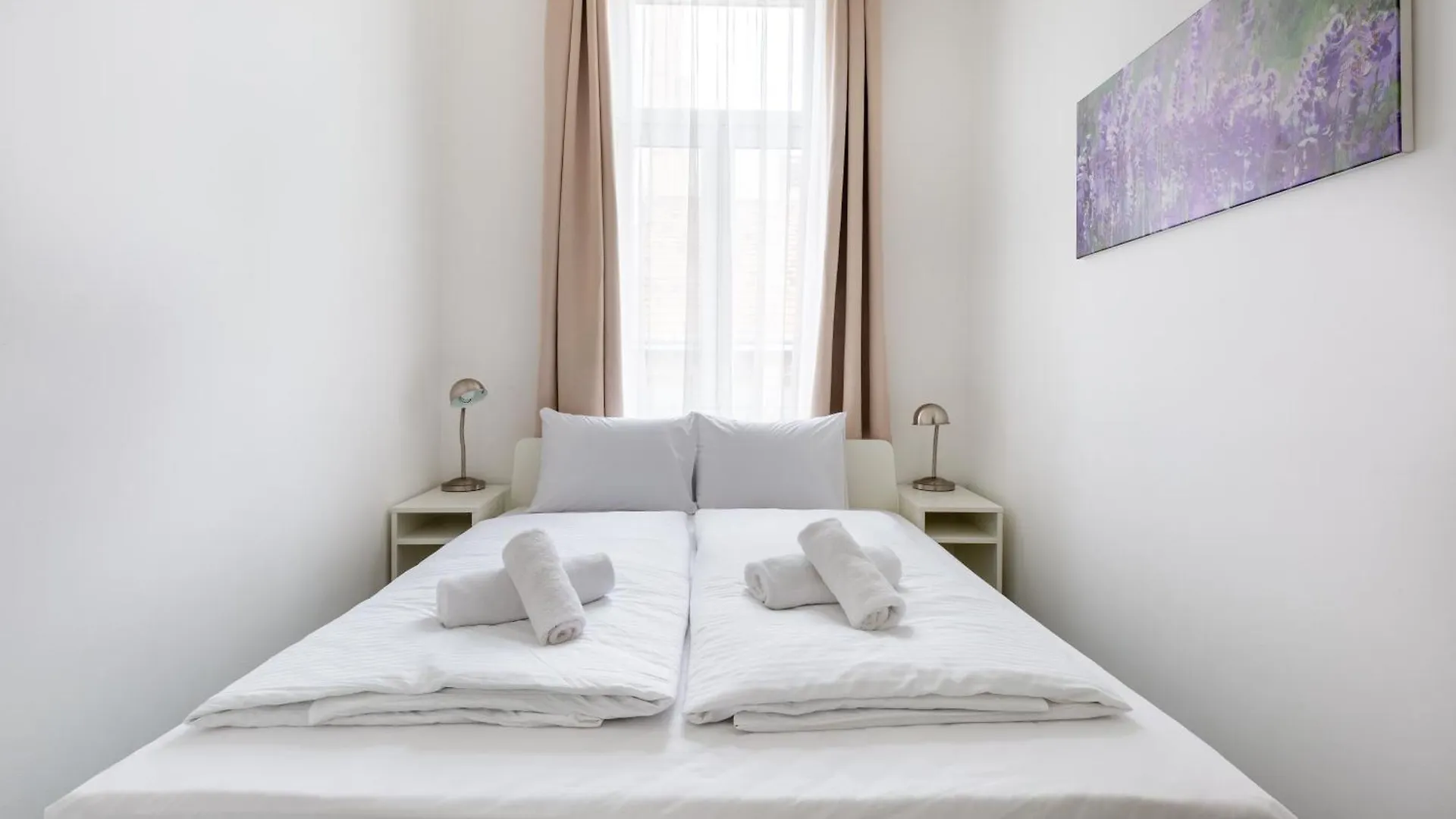 Gde Wesselenyi Triple Apartment Budapest Hungary